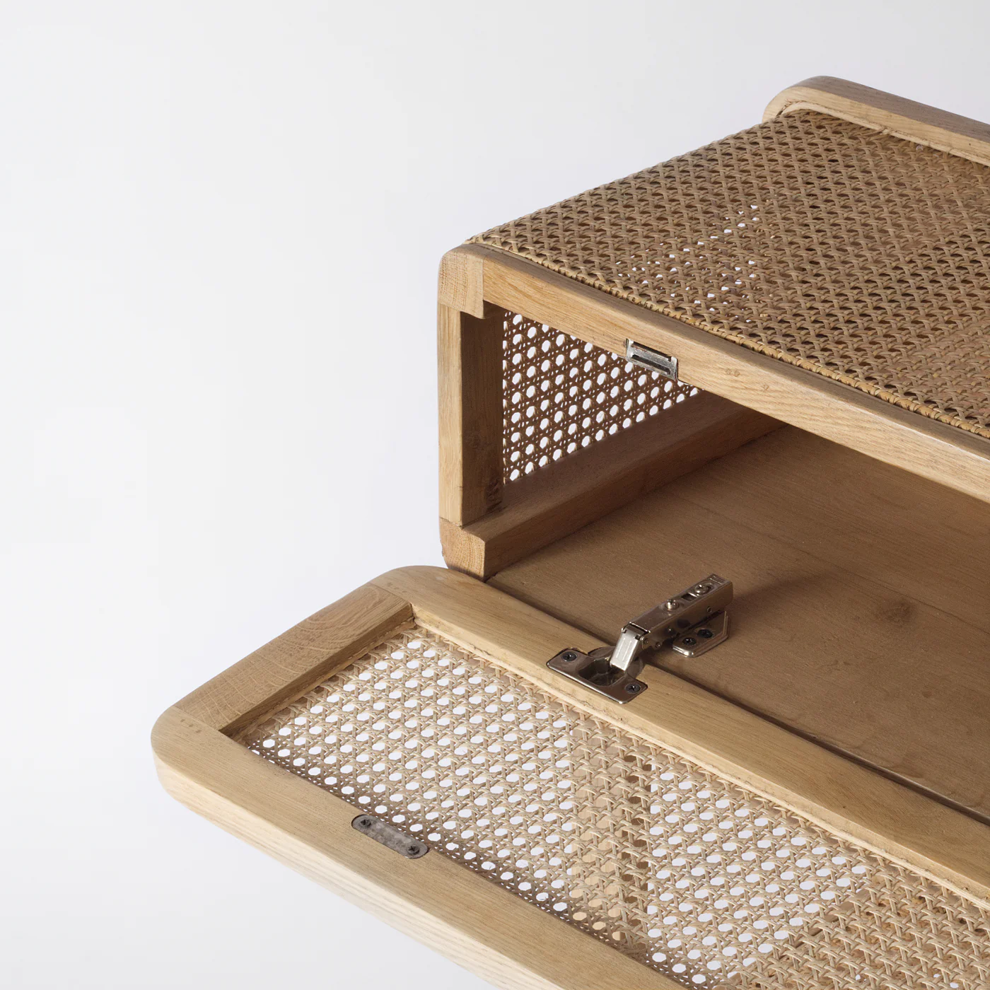 Hege Rattan Console Table - Image 4