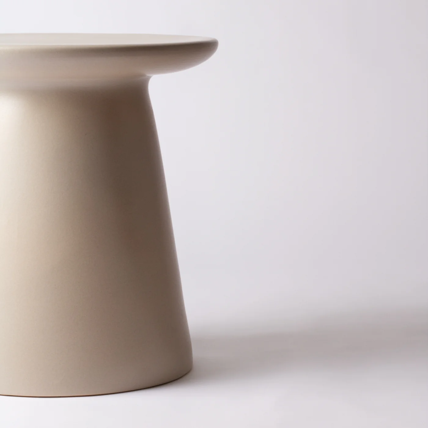 Joris Cream Side Table - Image 5