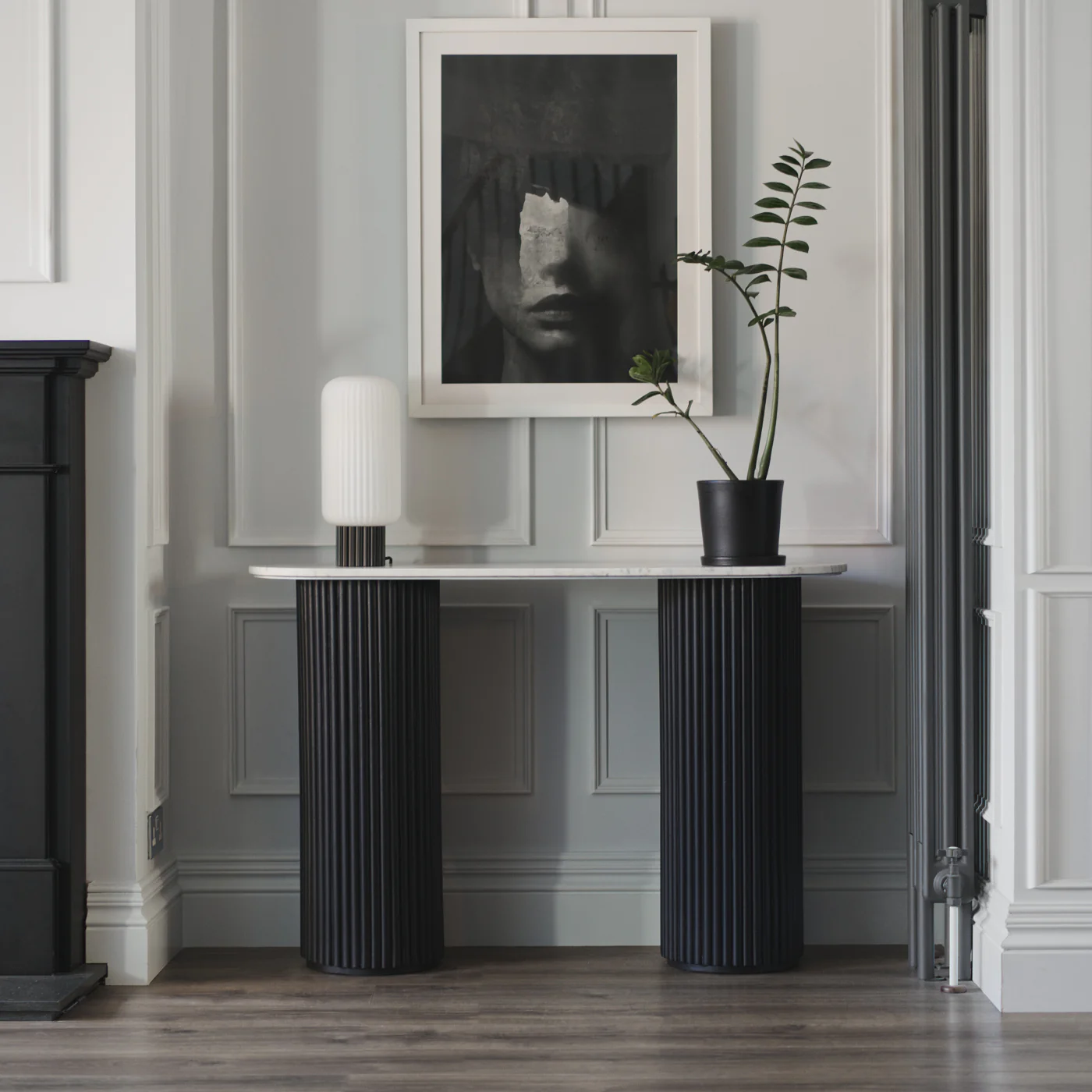 Olavi Black Ribbed Console Table - Image 2