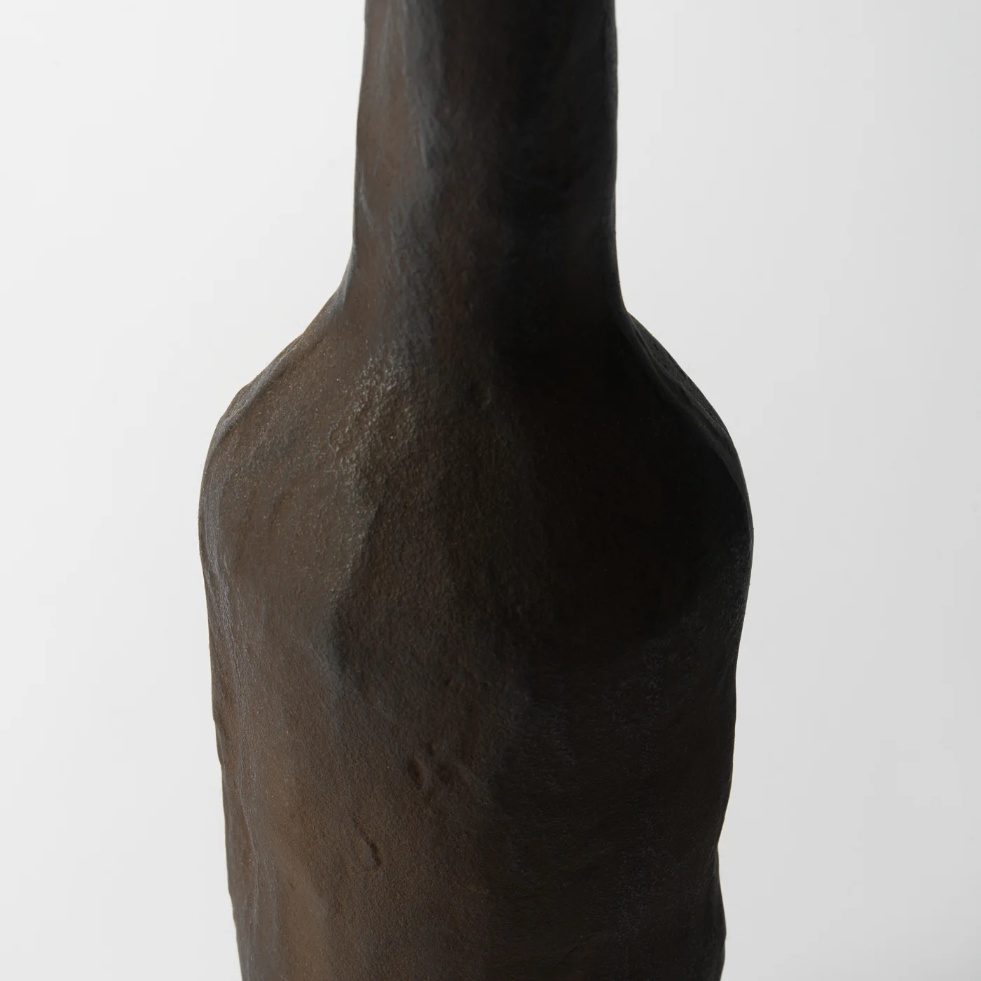 Yuki Black Organic Vase - Image 3